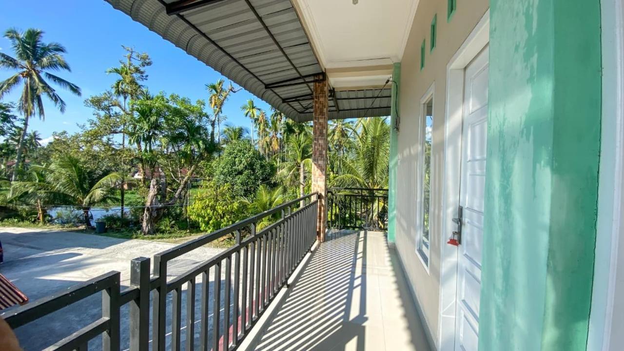 Penginapan Malompek Syariah Padang  Exterior photo
